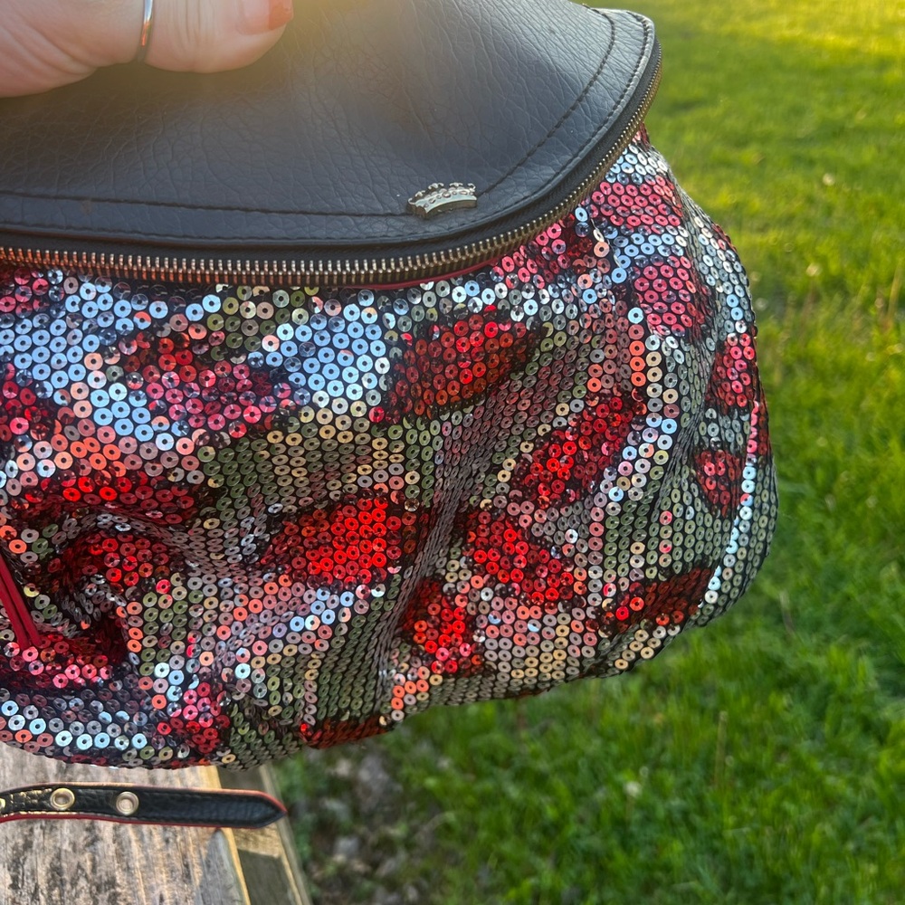 Juicy Couture lips sequin crossbody